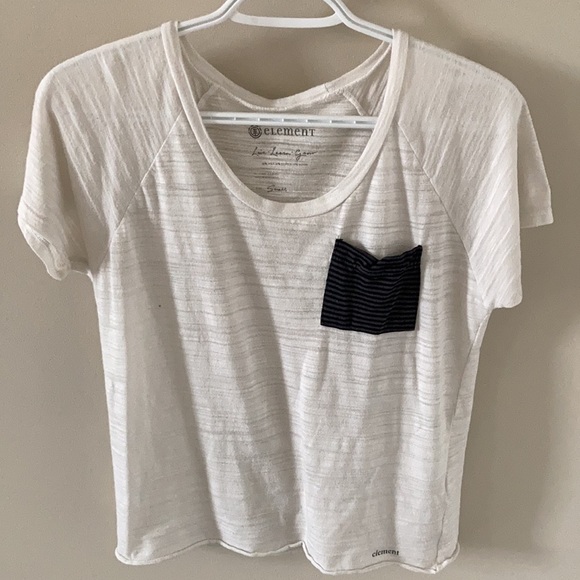 Soft cotton pocket Tee - Picture 2 of 4